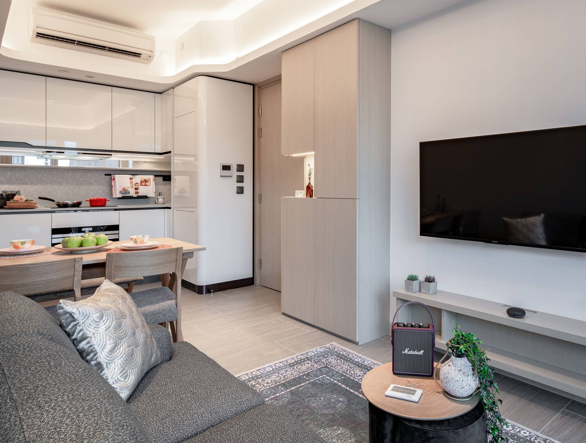 2 Bedroom Unit - Living Room